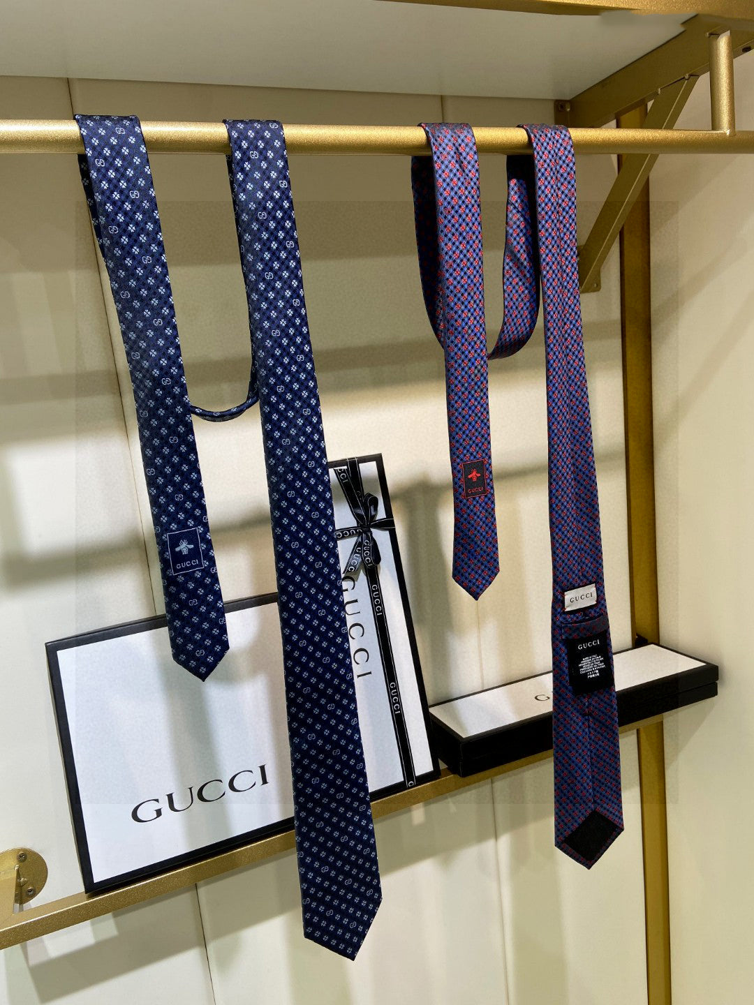 GG four-leaf clover tie 1824060503