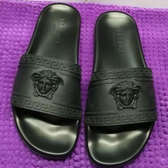 Men's And Women's Fashion One-word Non-slip Beach Slippers 1024032122