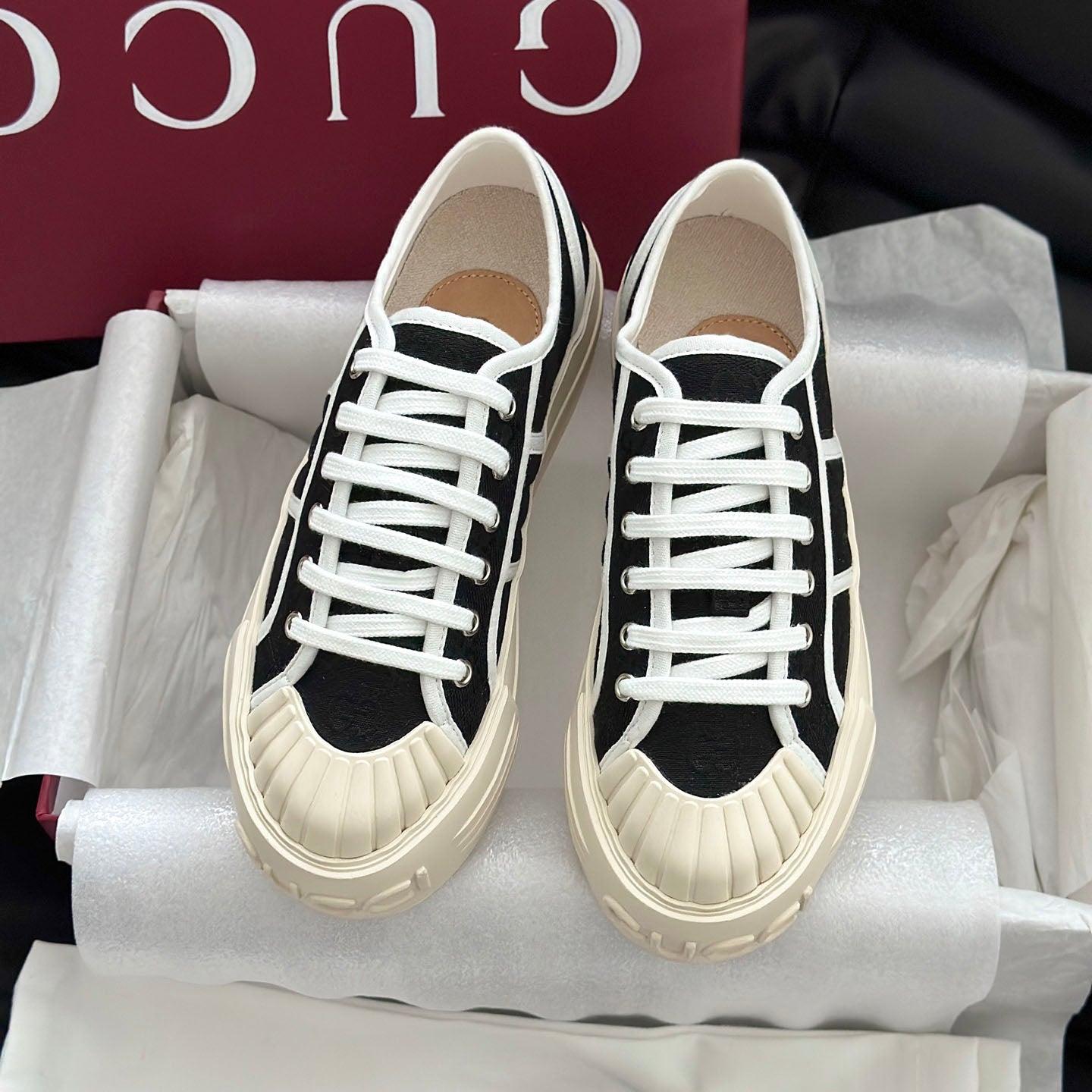 GG Women's chunky sneaker 1825040106