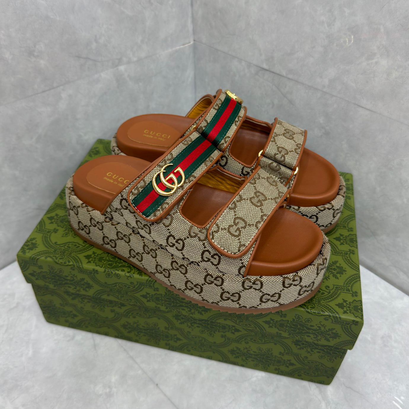 Classic Platform Sandals 1824050605