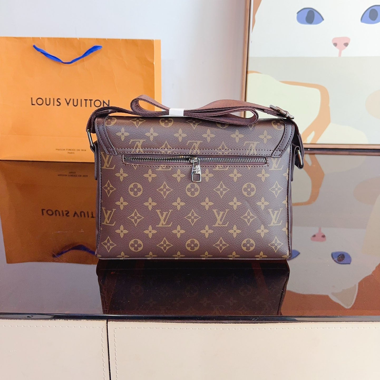 L 24 Limited Edition New MESSENGER Men's Bag XC24092701