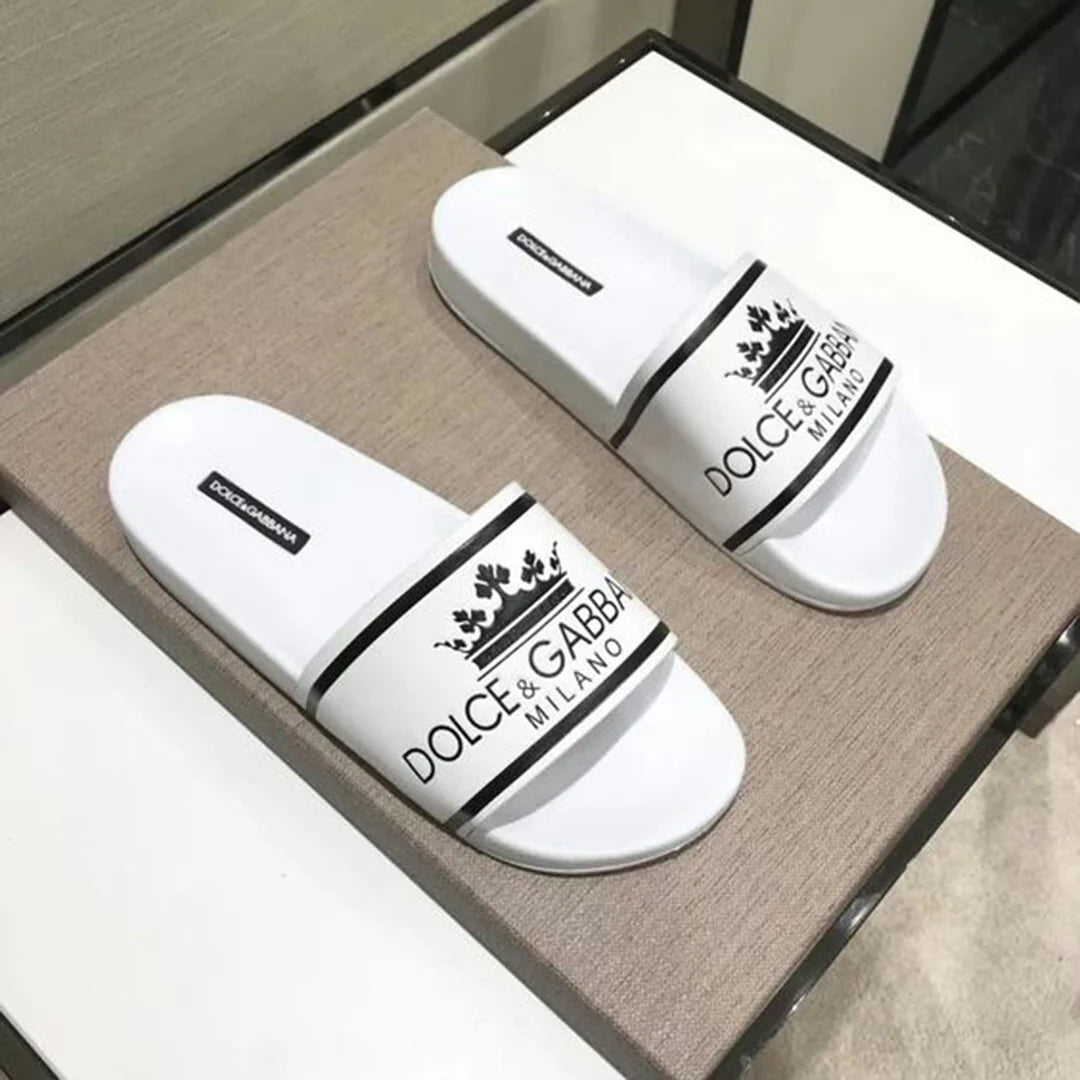 New fashion and casual men's sandals and slippers 1024042618
