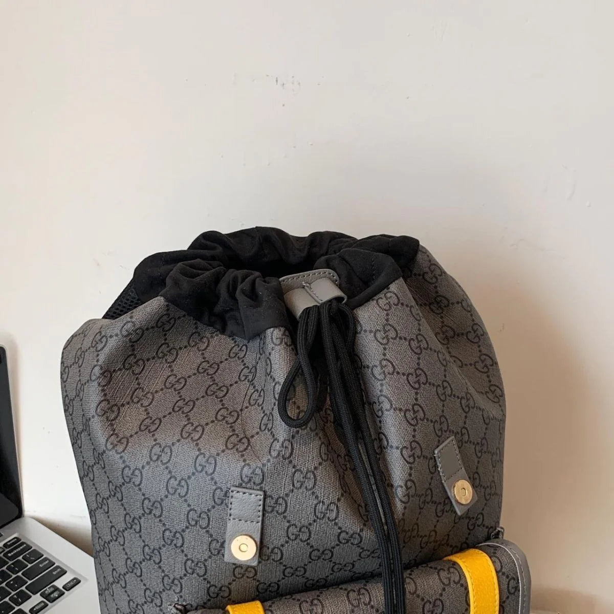New Leisure Backpack Fashion Large Capacity Computer Bag Travel Bag 1024030103