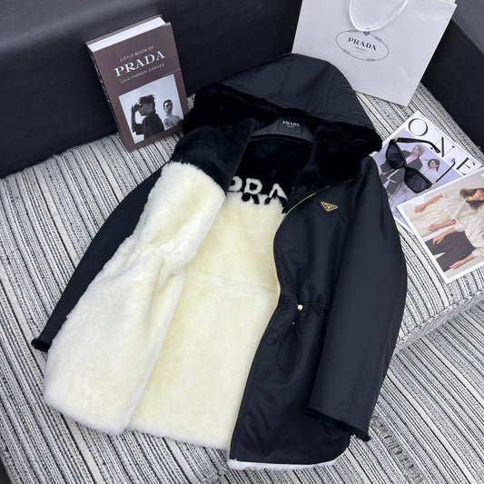 PR autumn and winter contrast color hooded jacket (double-sided) 1824101201