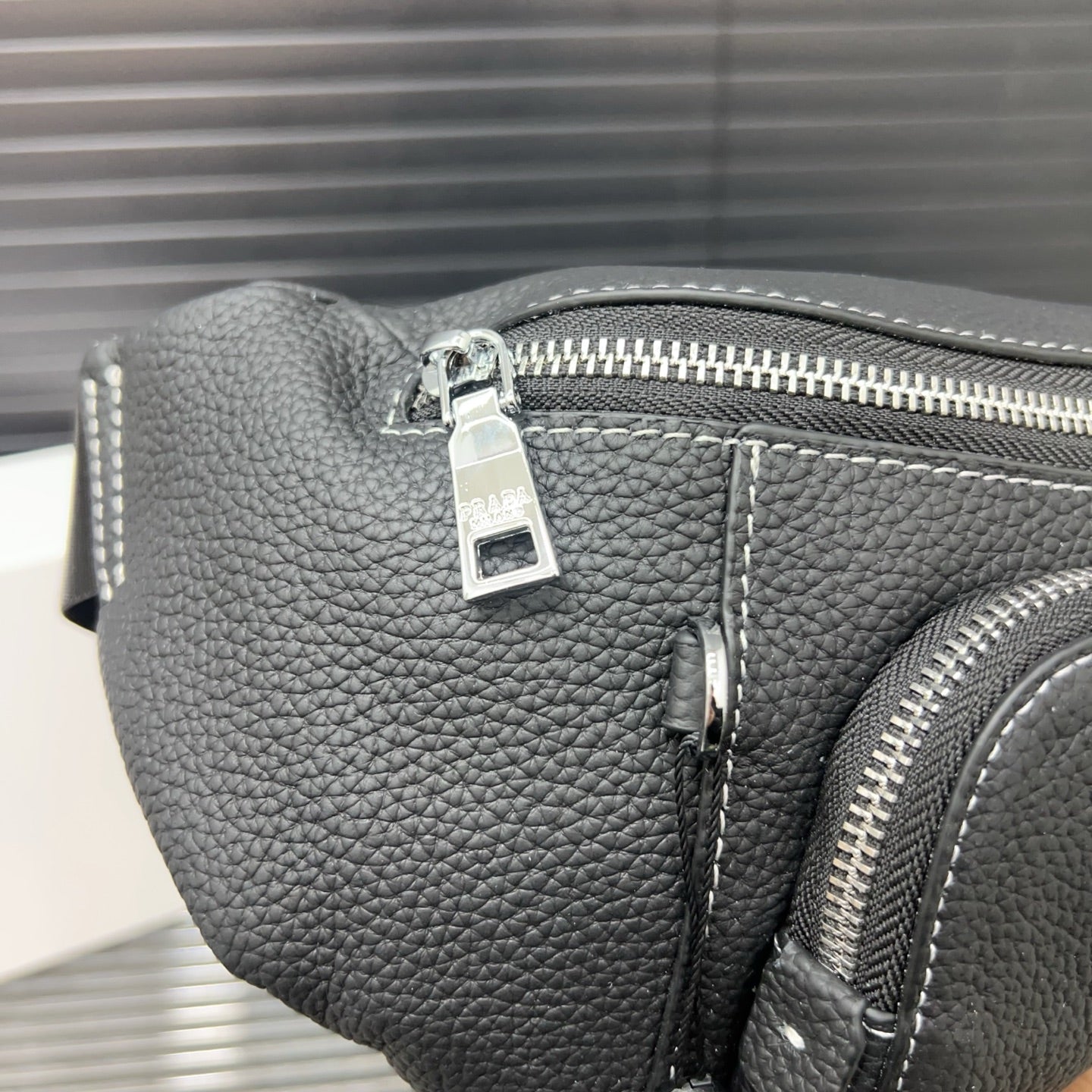 PR Top layer cowhide waist bag 1825040809