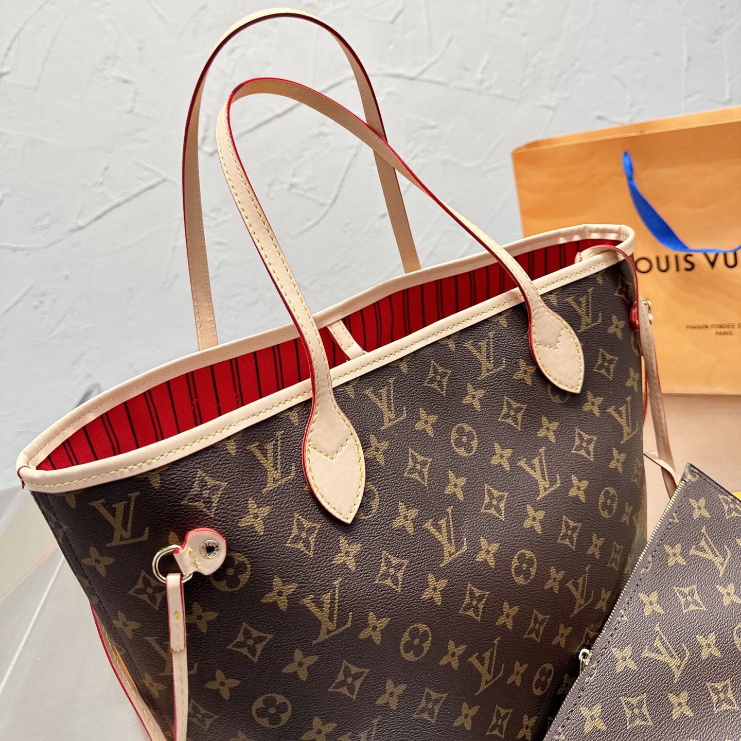 Handmade Leather Loop Handbag Onthego