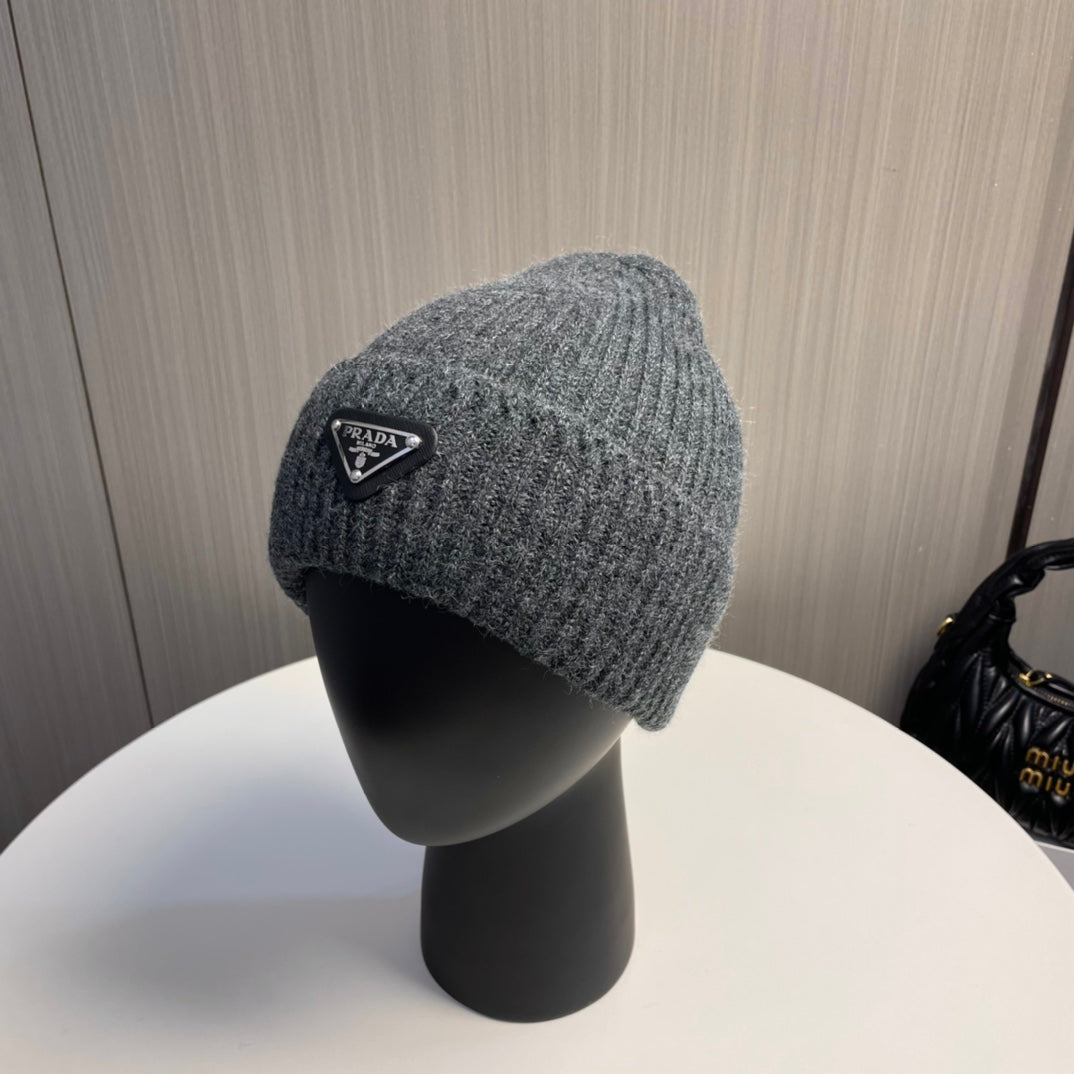 PR Wool and cashmere beanie 1824101611