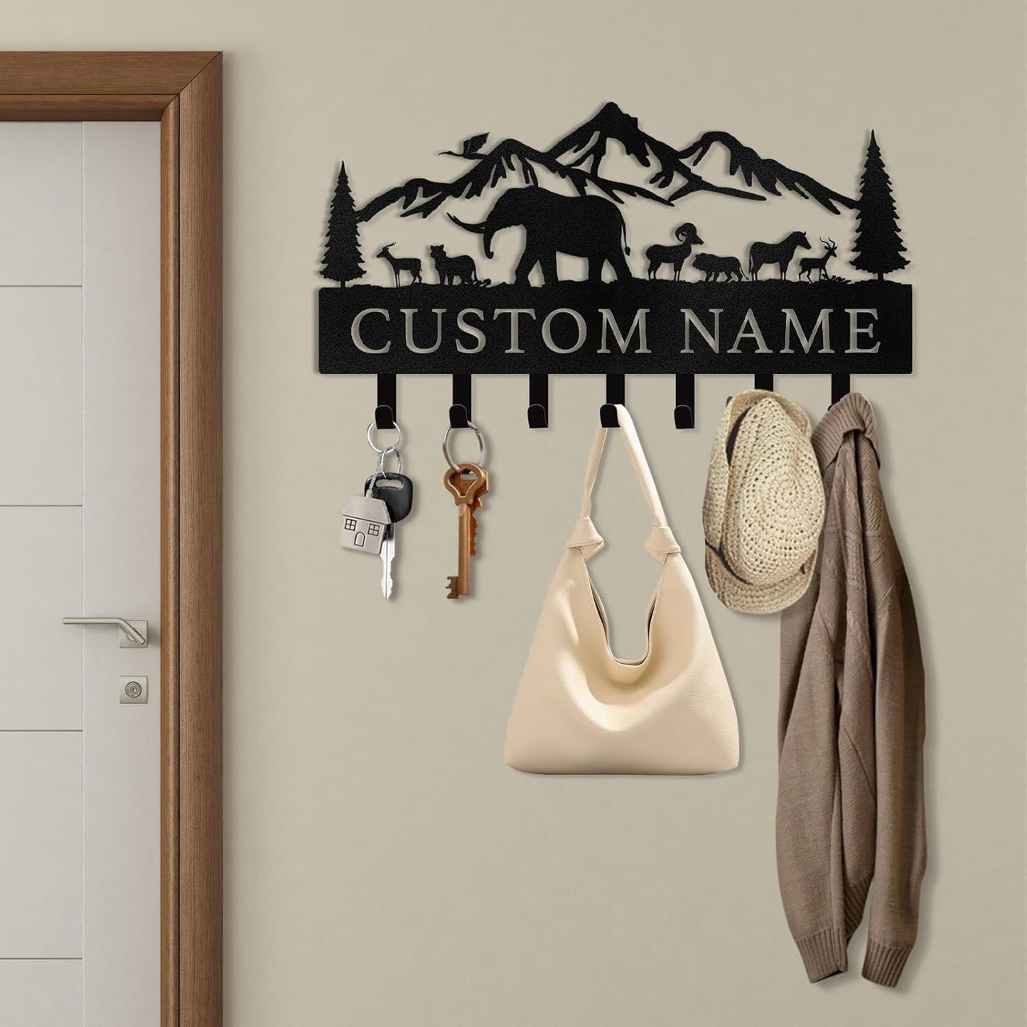 Personalized Polar Bear Key Holder on Wall, Custom Name Key Hanger