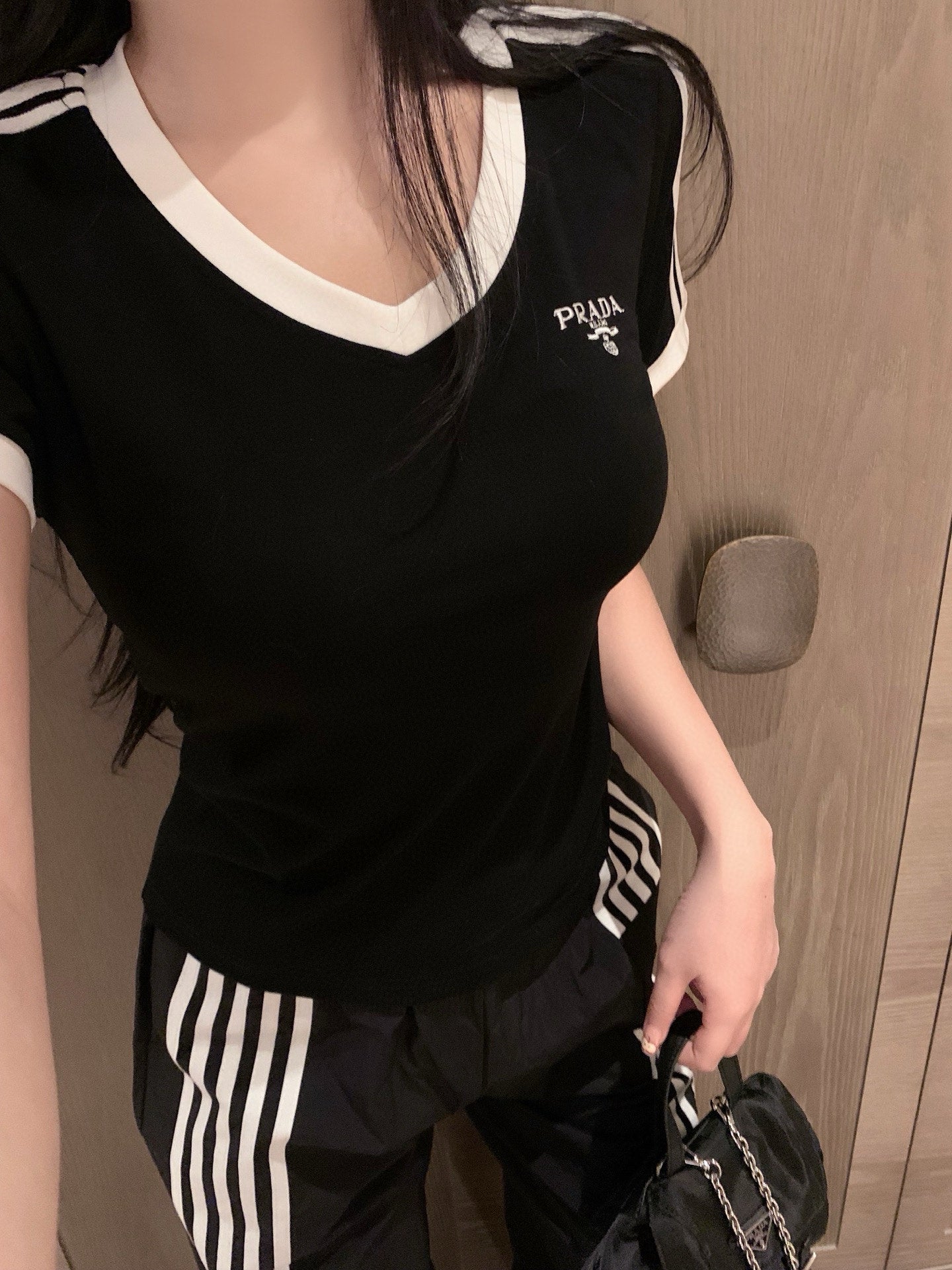 PR V-neck T-shirt 1825052012