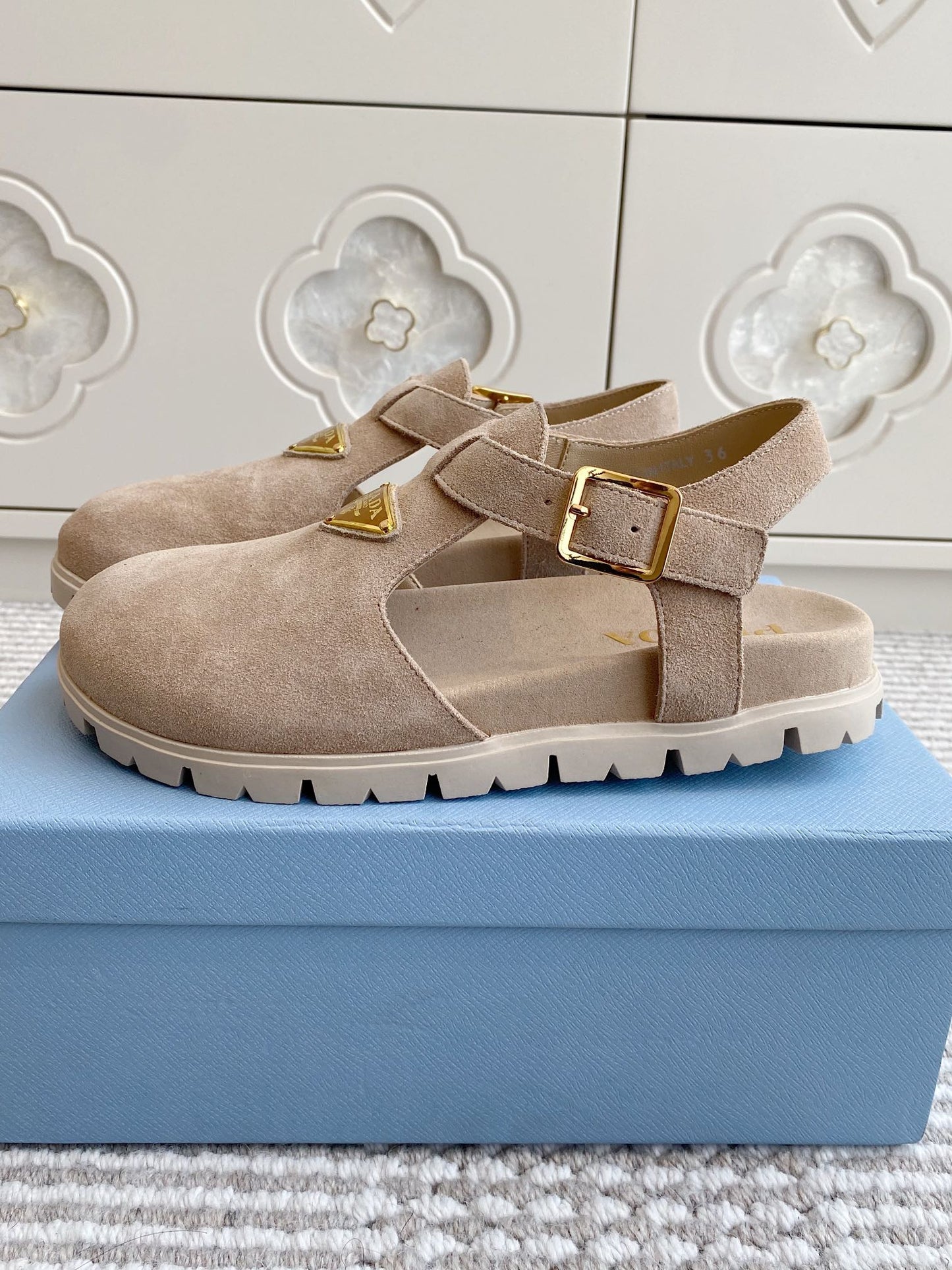 PR Birkenstocks 1825061818