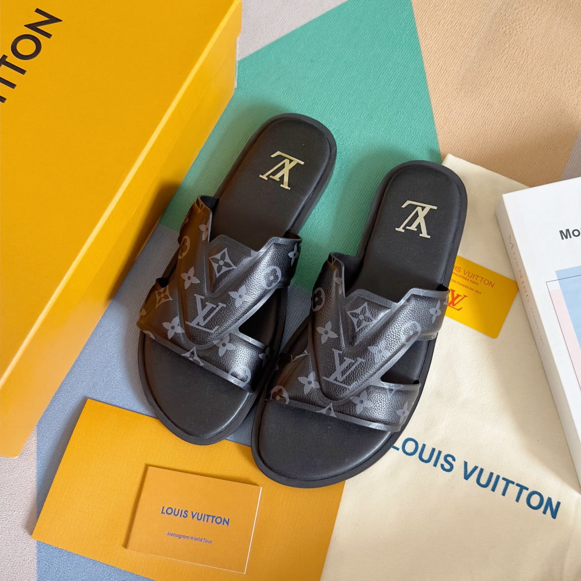 LV OASIS Slippers 1824100907