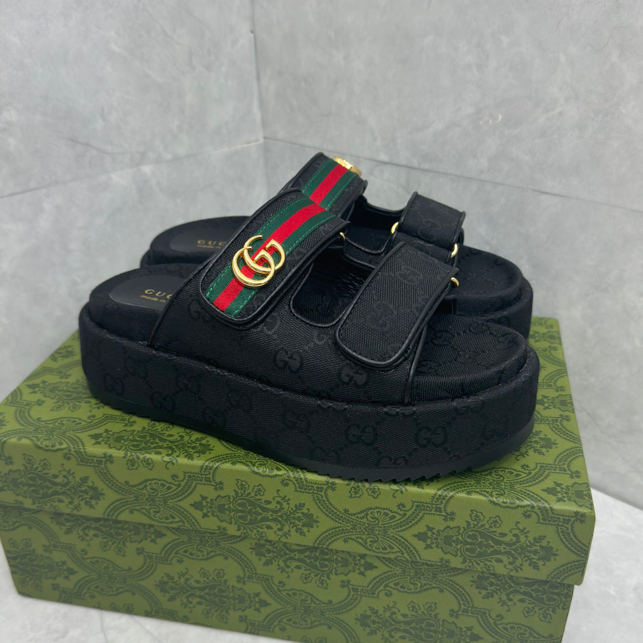 Classic Platform Sandals 1824050605