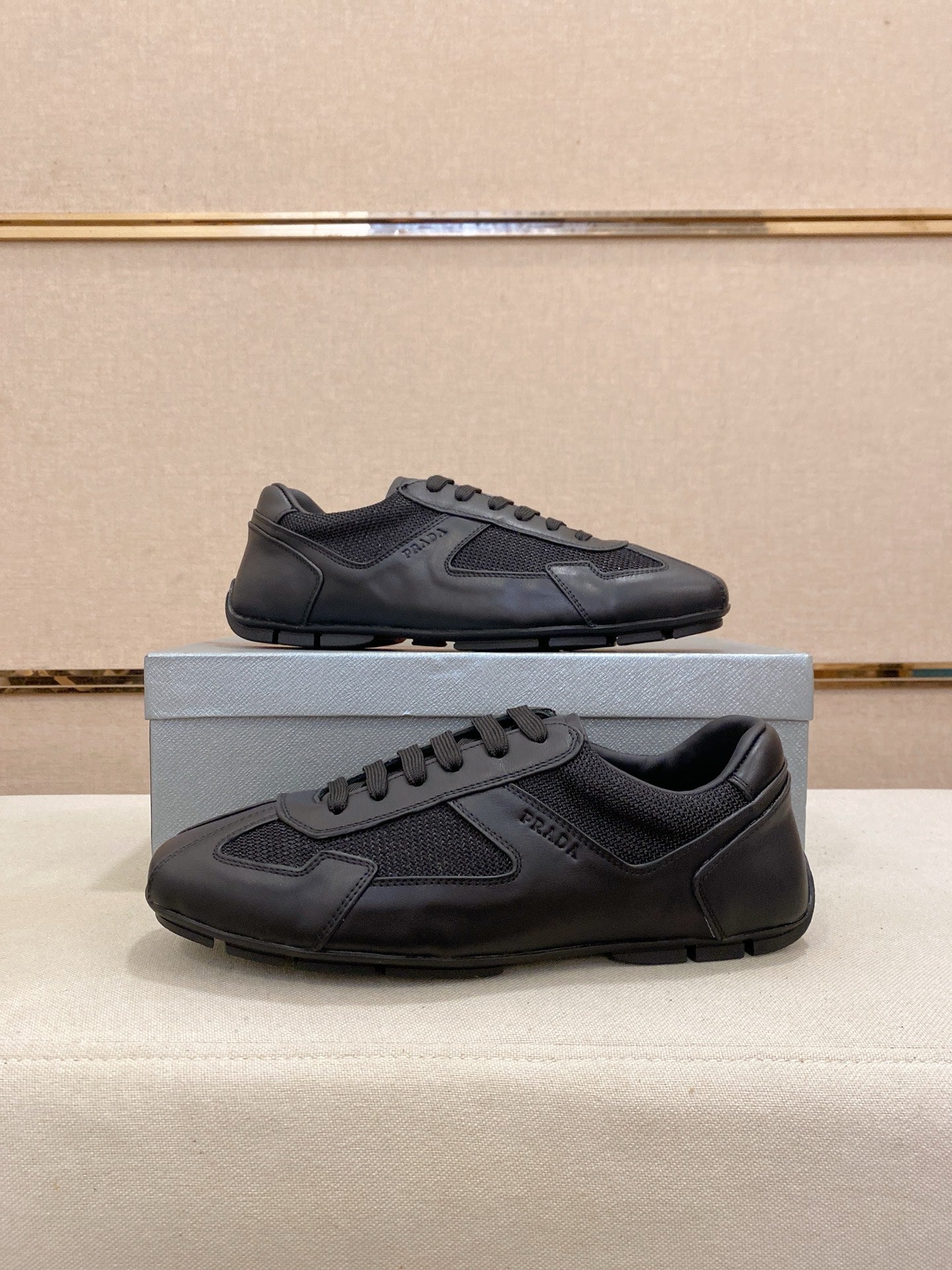PR  sneakers 1825052022