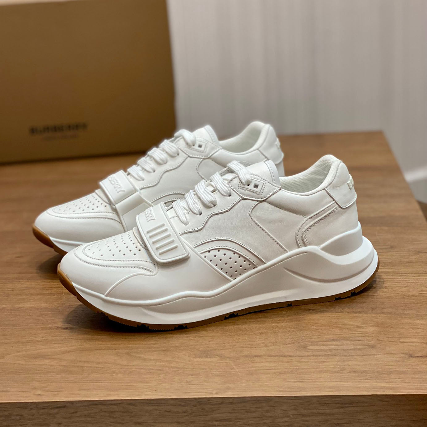 TB sneakers 1824101707