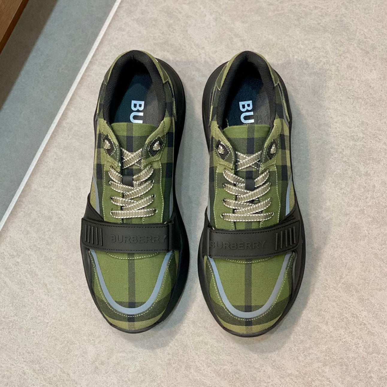 TB sneakers 1824101707