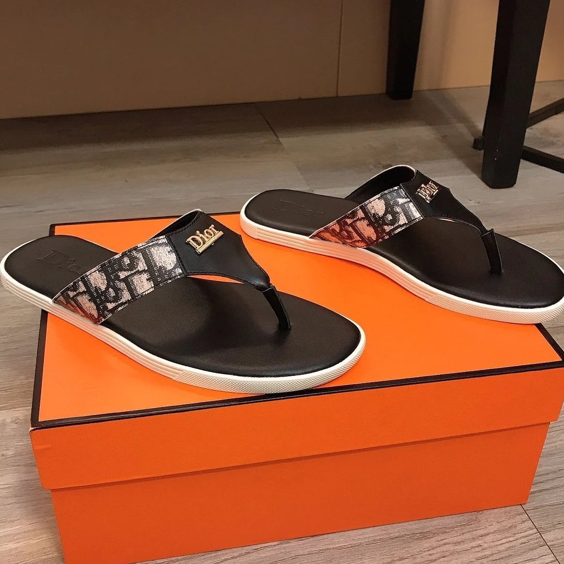 New Men's Casual Beach Sandals 1024041603
