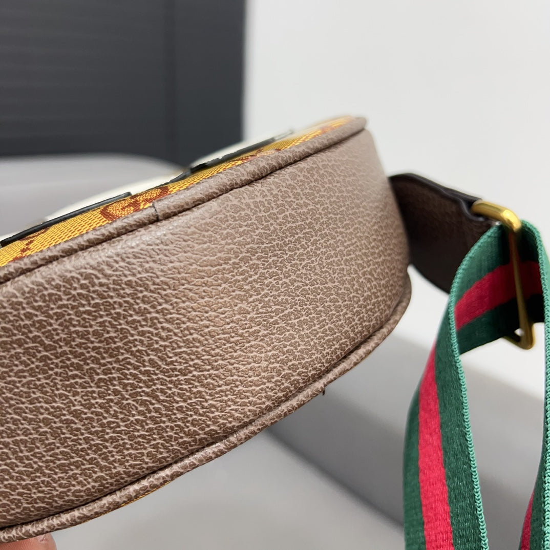 Co-branded round bag crossbody bag 1824042107