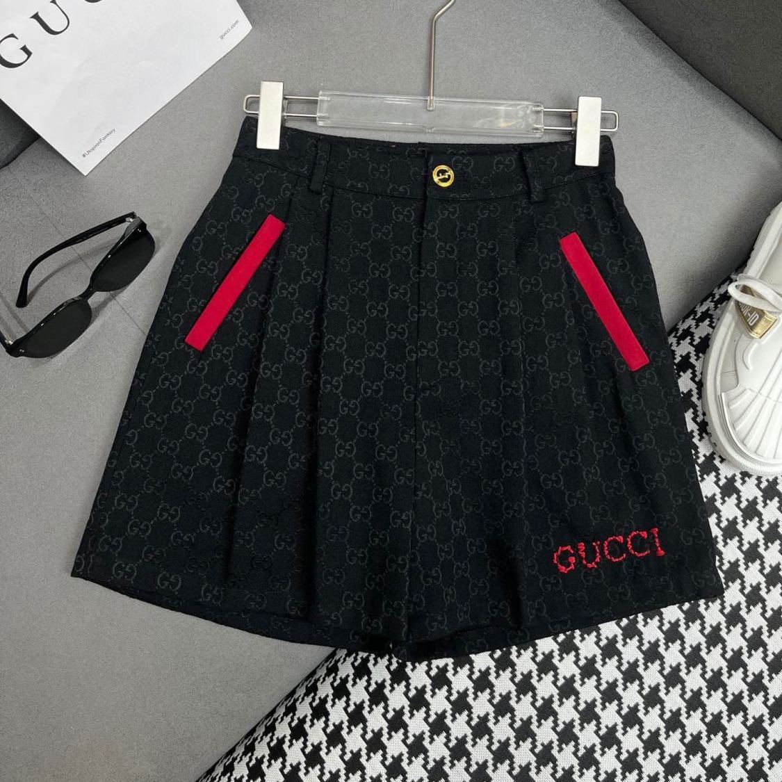 New Letter Jacquard Shorts Versatile Fashion 1024031817