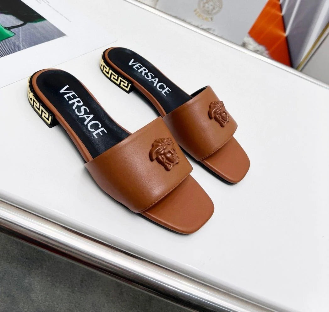 Classic Fashion Comfortable Head Flat Square Large Size Slippers 1024040207