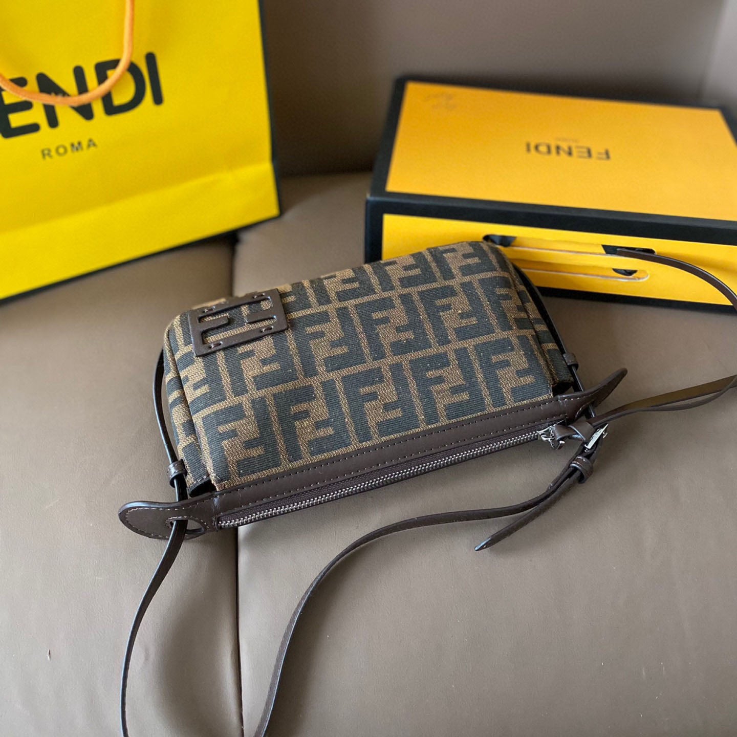 FD underarm crossbody bag 1824082101