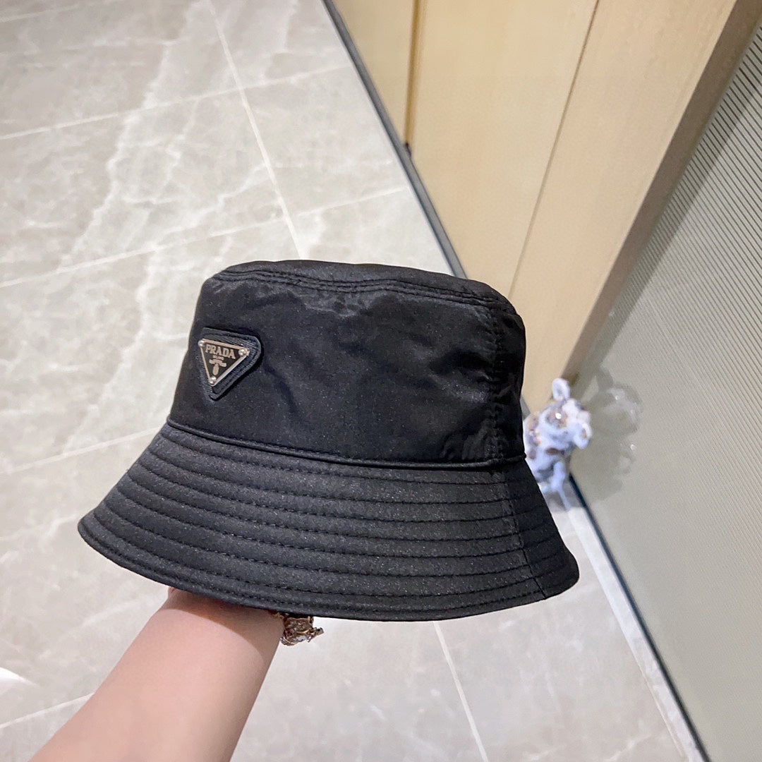 P bucket hat XC1823092706
