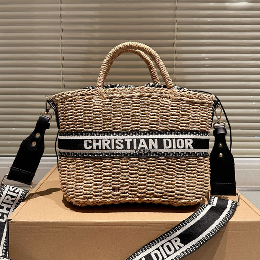 D straw basket bag 1824040205