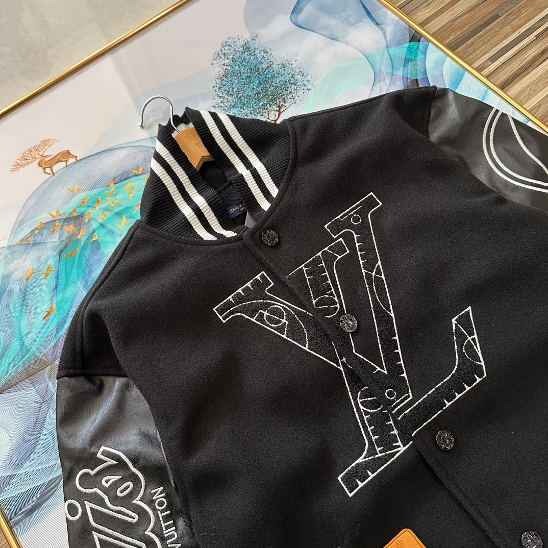 Embroidered leather sleeve baseball jacket XC0823102608