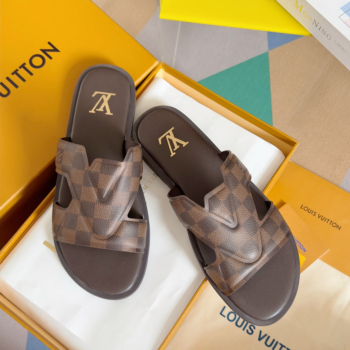 LV OASIS Slippers 1824100908