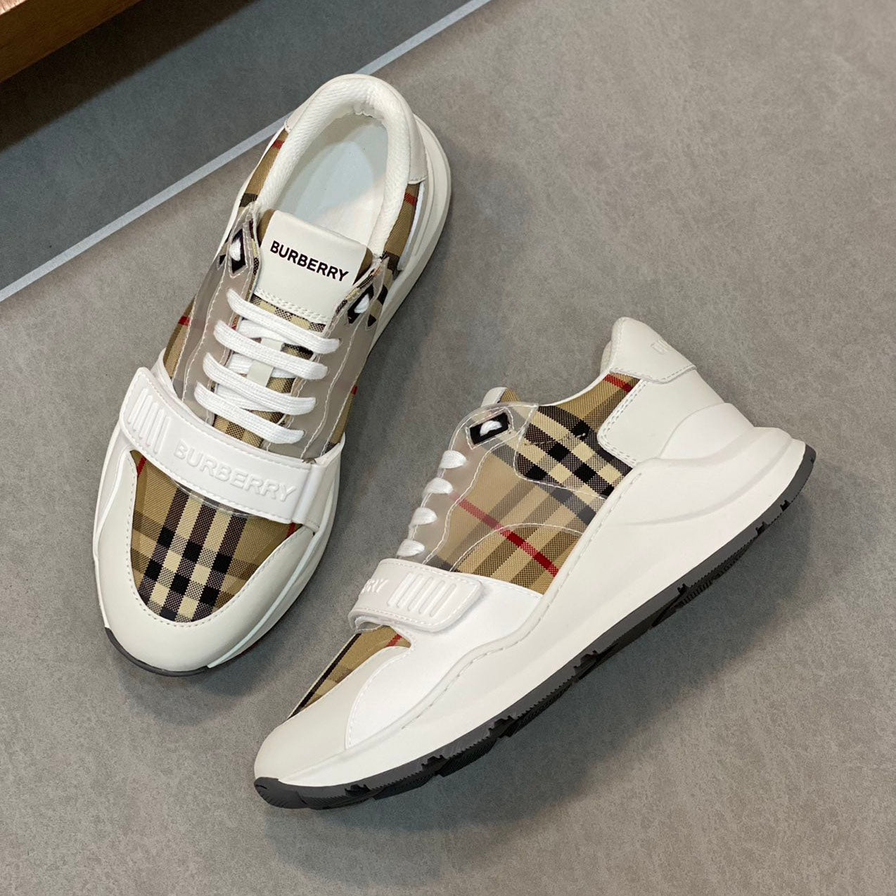 TB sneakers 1824101707