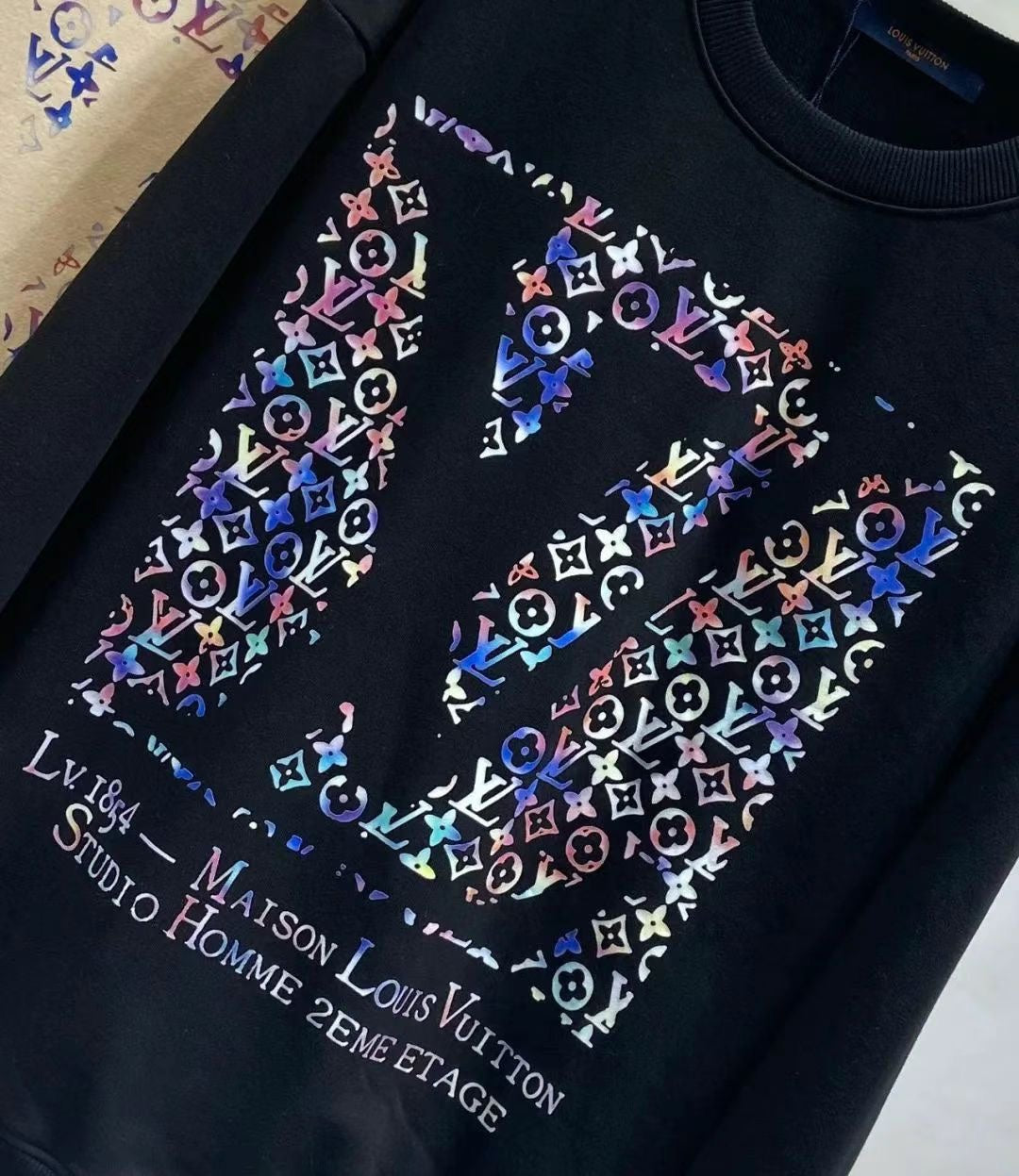 Sketch full of hollow letters long-sleeved round neck sweatshirt XC0823091815