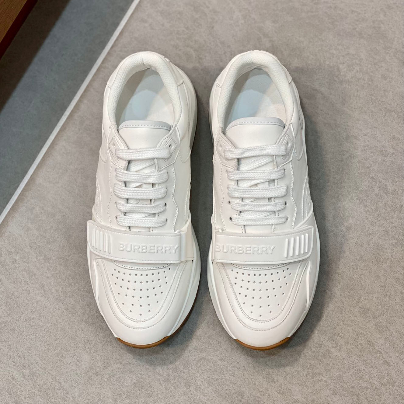 TB sneakers 1824101707