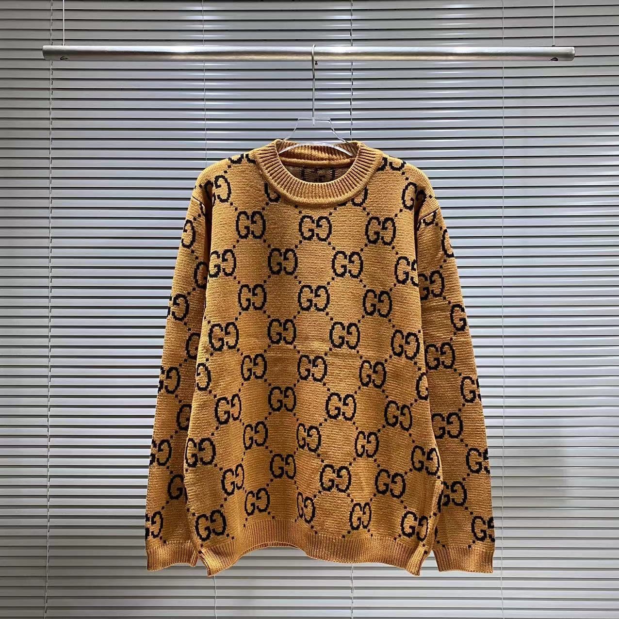 Autumn and winter new three-dimensional letter embroidery round neck sweater men's and women's loose casual tops  S12