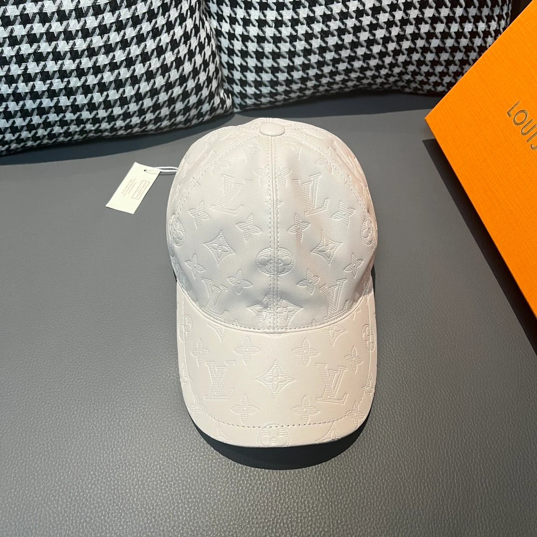 New classic fashion versatile baseball cap 1024012317