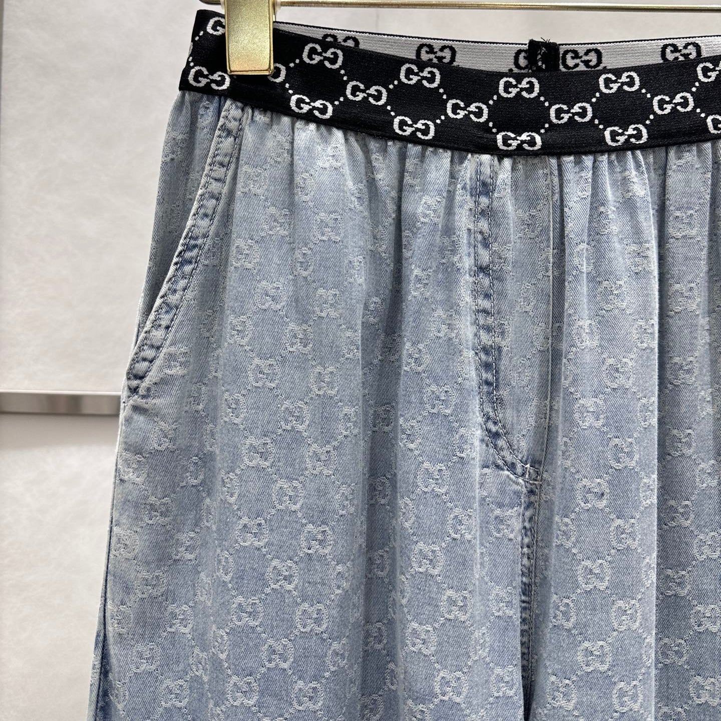 GG New Versatile Printed Casual Jeans for Women 1025042101