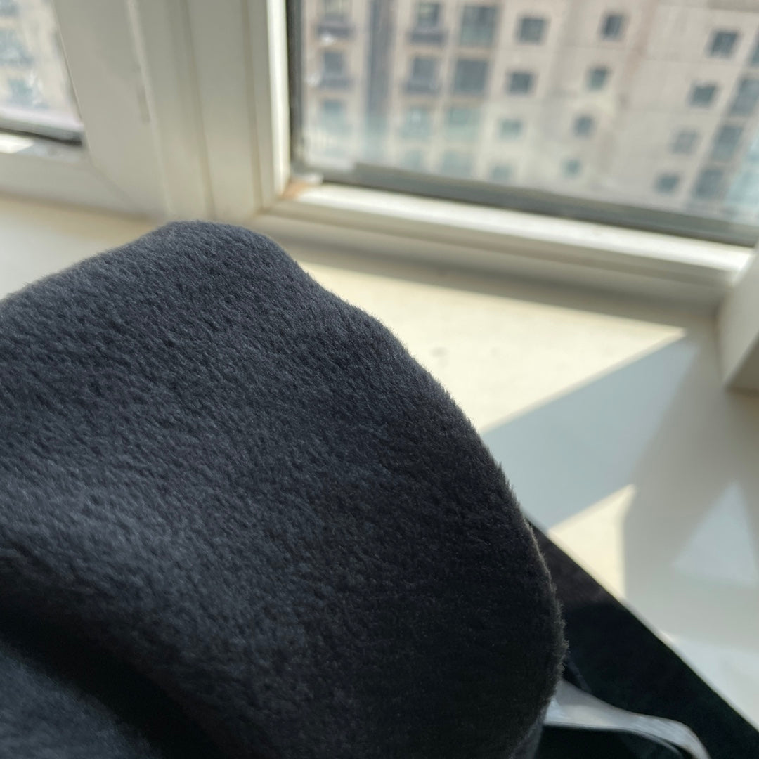 PR Unisex sweater (plush) 1824091017