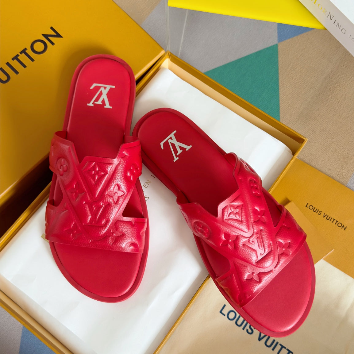 LV OASIS Slippers 1824100907