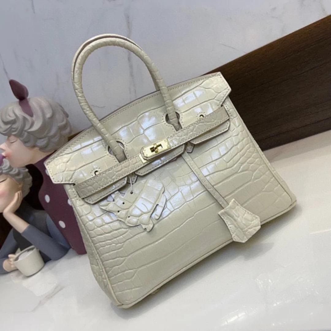 New fashion and versatile handbag 1024032801