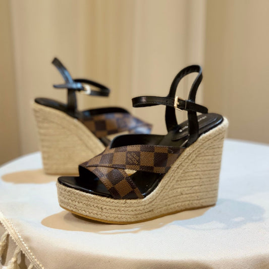 New comfortable T-shaped buckle women's sandals CYL10041034