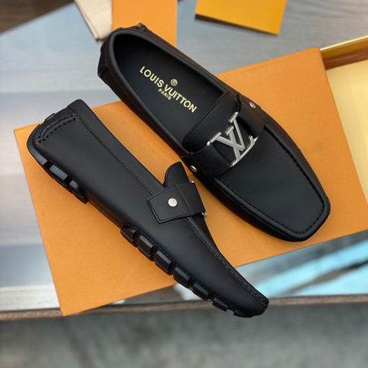V Black Men's Classic Loafer S2