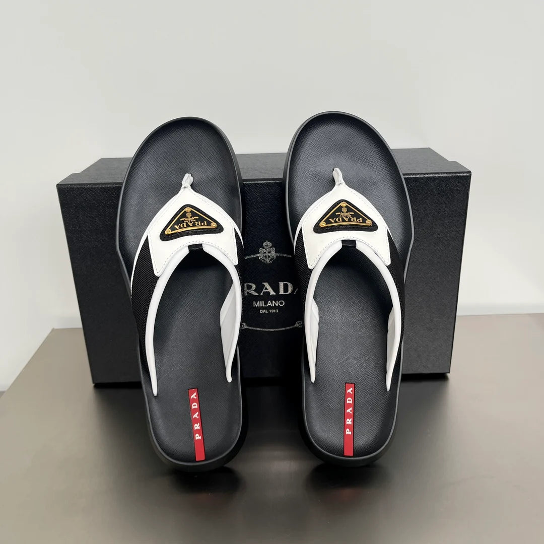 Men's New Logo Flip Flops Sandals 1025031312