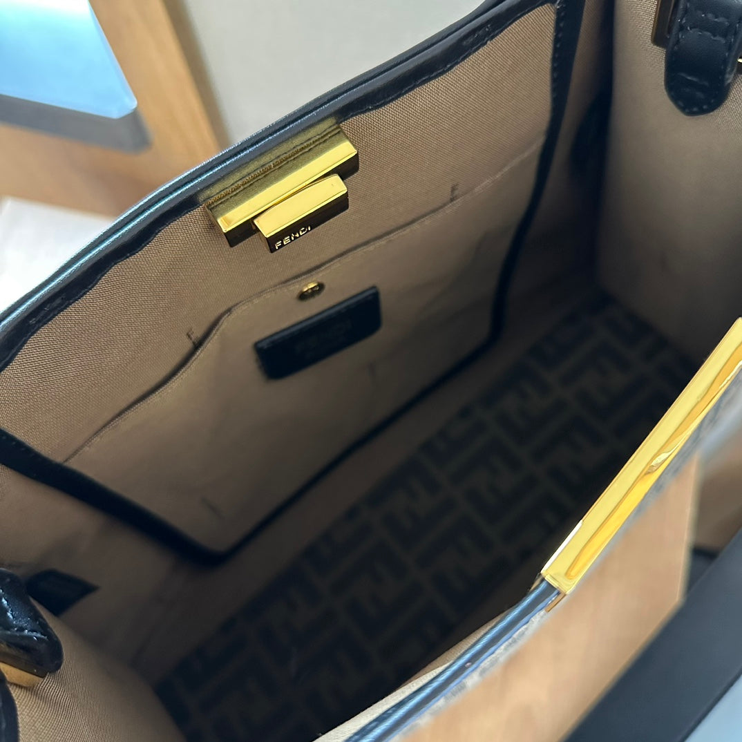 FD Peekaboo X-Lite bag 1824062410
