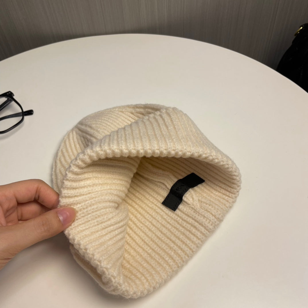 PR Wool and cashmere beanie 1824101611
