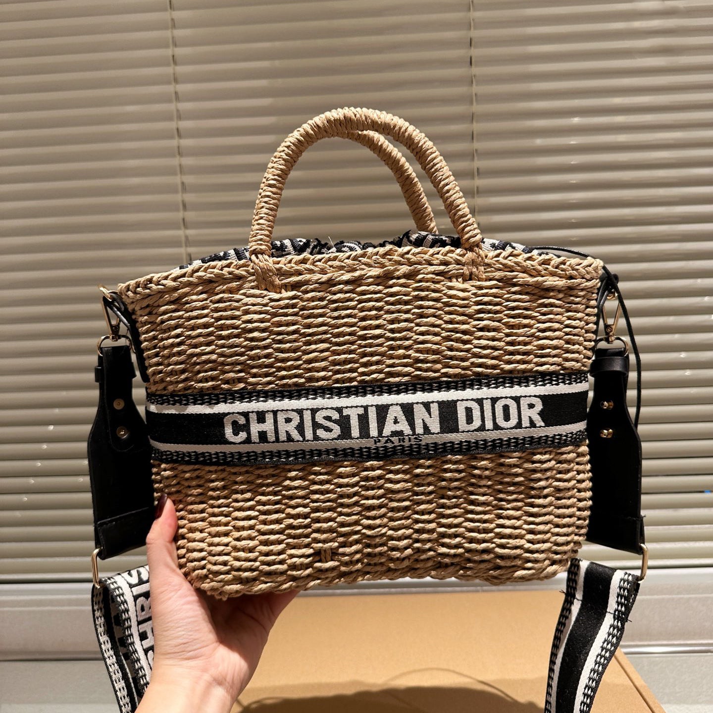 D straw basket bag 1824040205