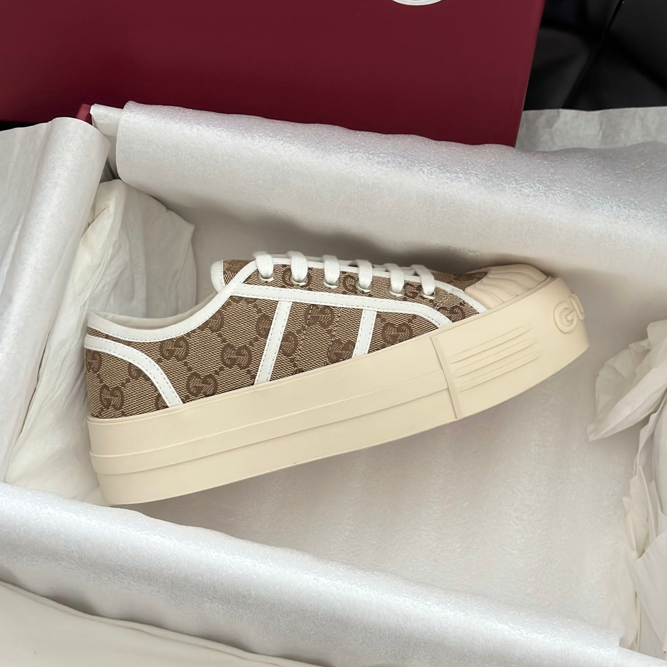 GG Women's chunky sneaker 1825040106