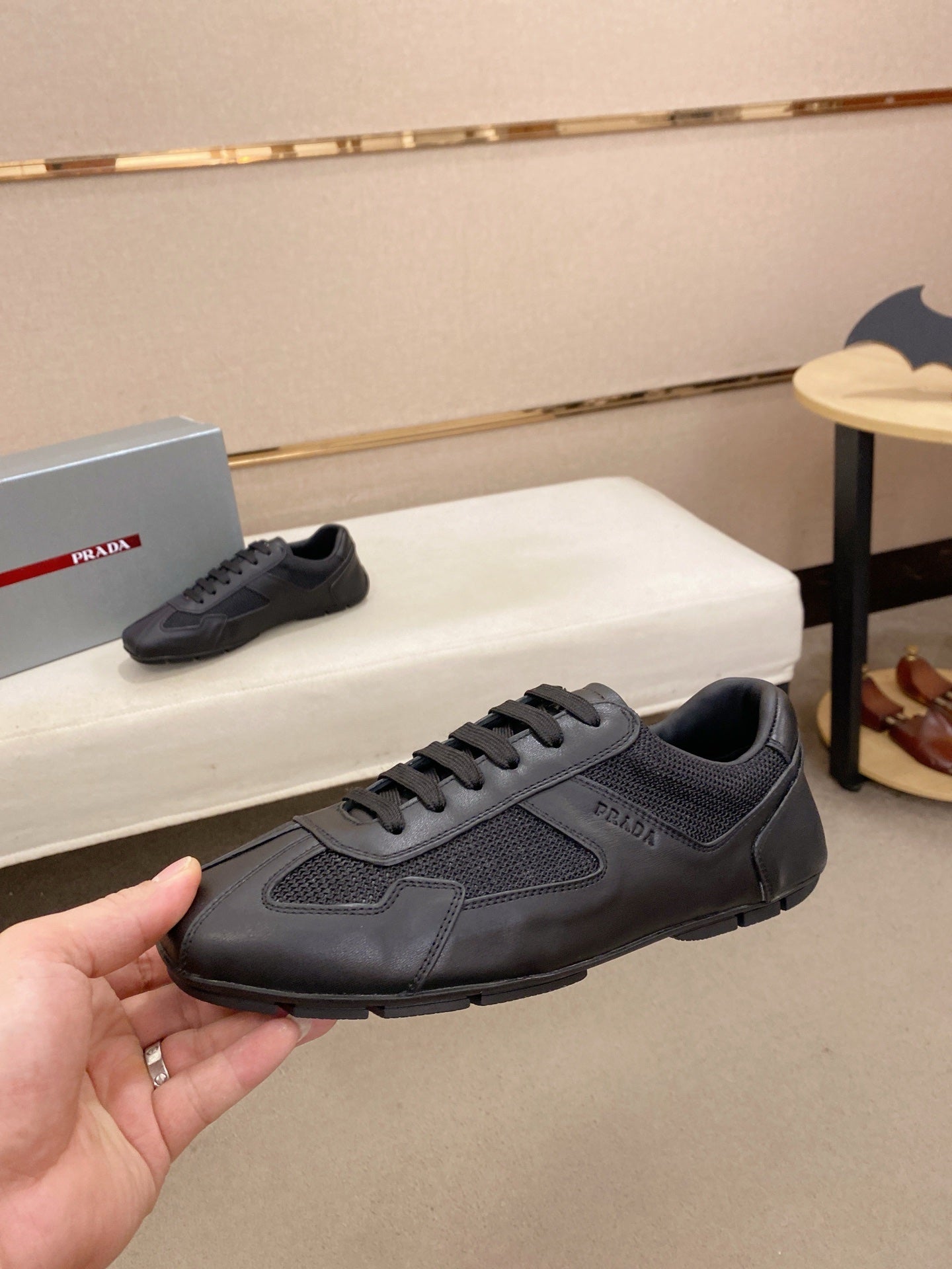 PR  sneakers 1825052022