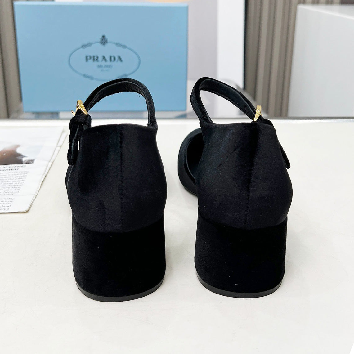 New Lambskin Fashionable and Versatile Women's Shoes Sandals 1024022316
