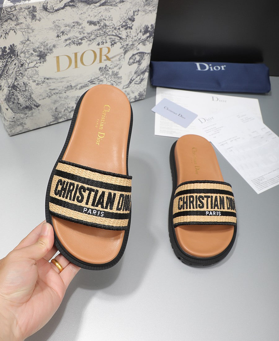 CD Slippers 1825052606