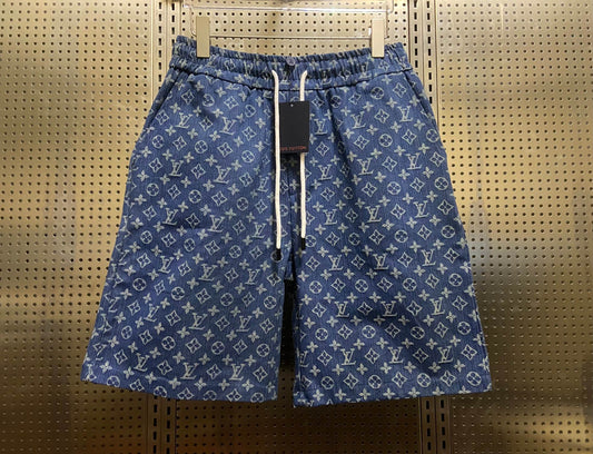 LV Men's denim shorts 1825052212