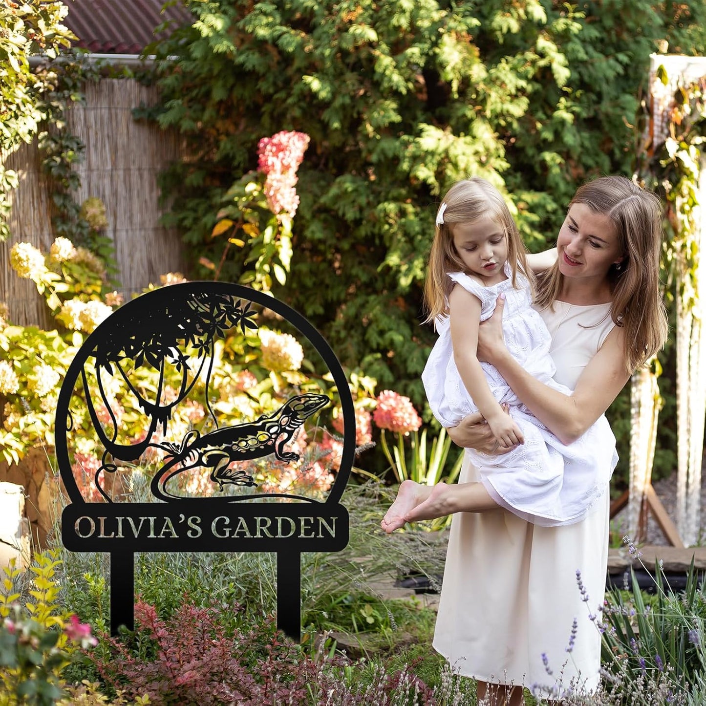 Custom Rabbit Garden Sign, Personalized Outdoor Metal Yard Sign for Gardeners or Lawn Decor