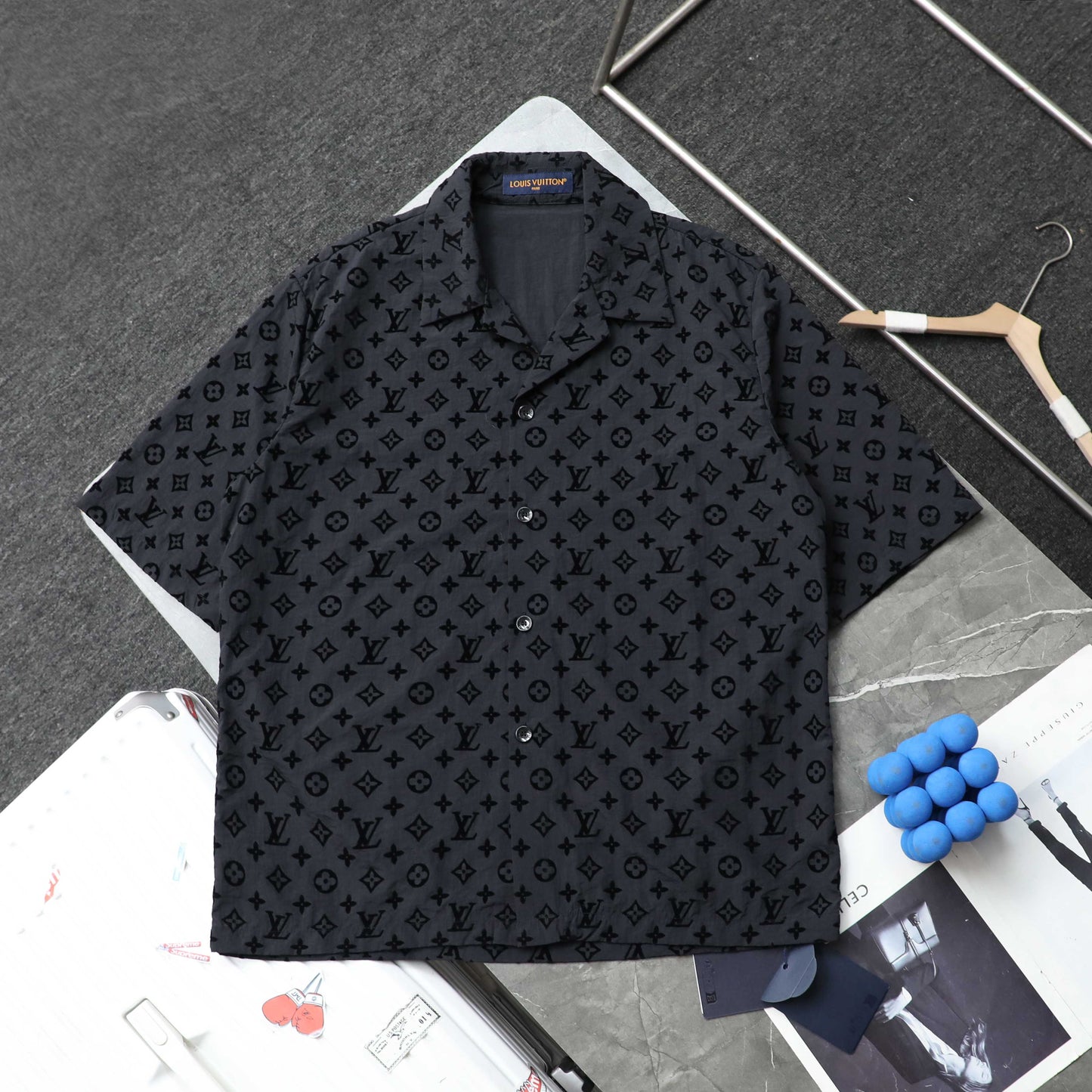 LV Jacquard Logo Casual T-shirt, Elastic Shorts 1825061817